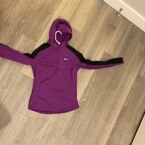 Workout quarter zip-up